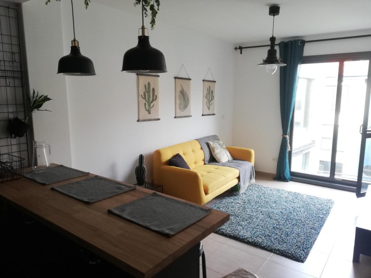 Pintoresco Piso A 5 Min De La Playa Wifi/Netflix 阿雷斯 外观 照片