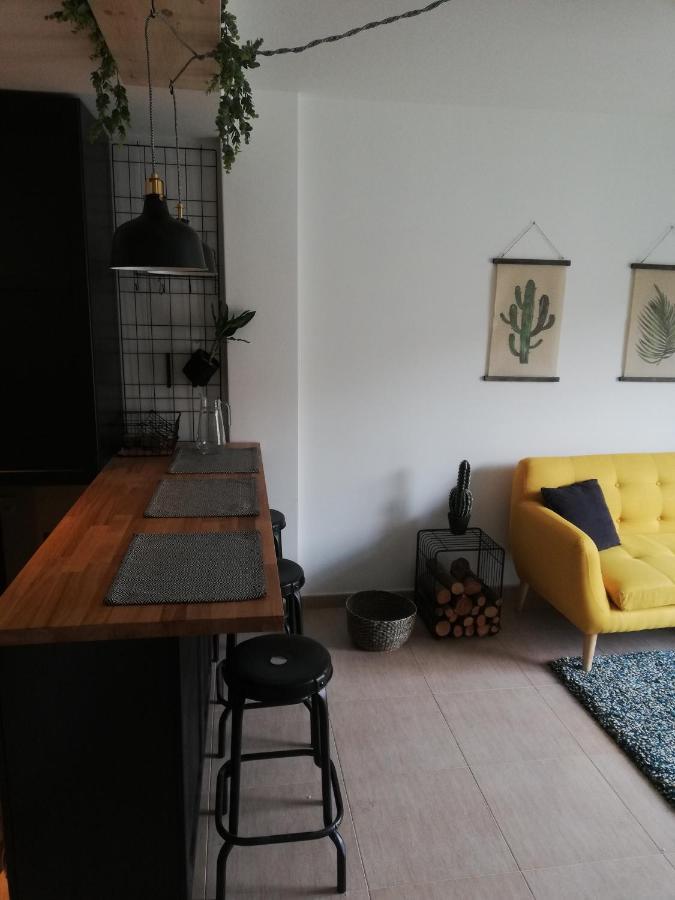 Pintoresco Piso A 5 Min De La Playa Wifi/Netflix 阿雷斯 外观 照片